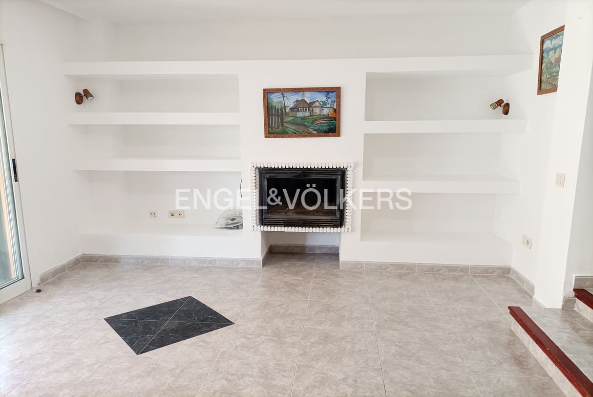 5 soveværelse Byhus til salg i Benidorm med swimmingpool garage - € 480.000 (Ref: 9128893)