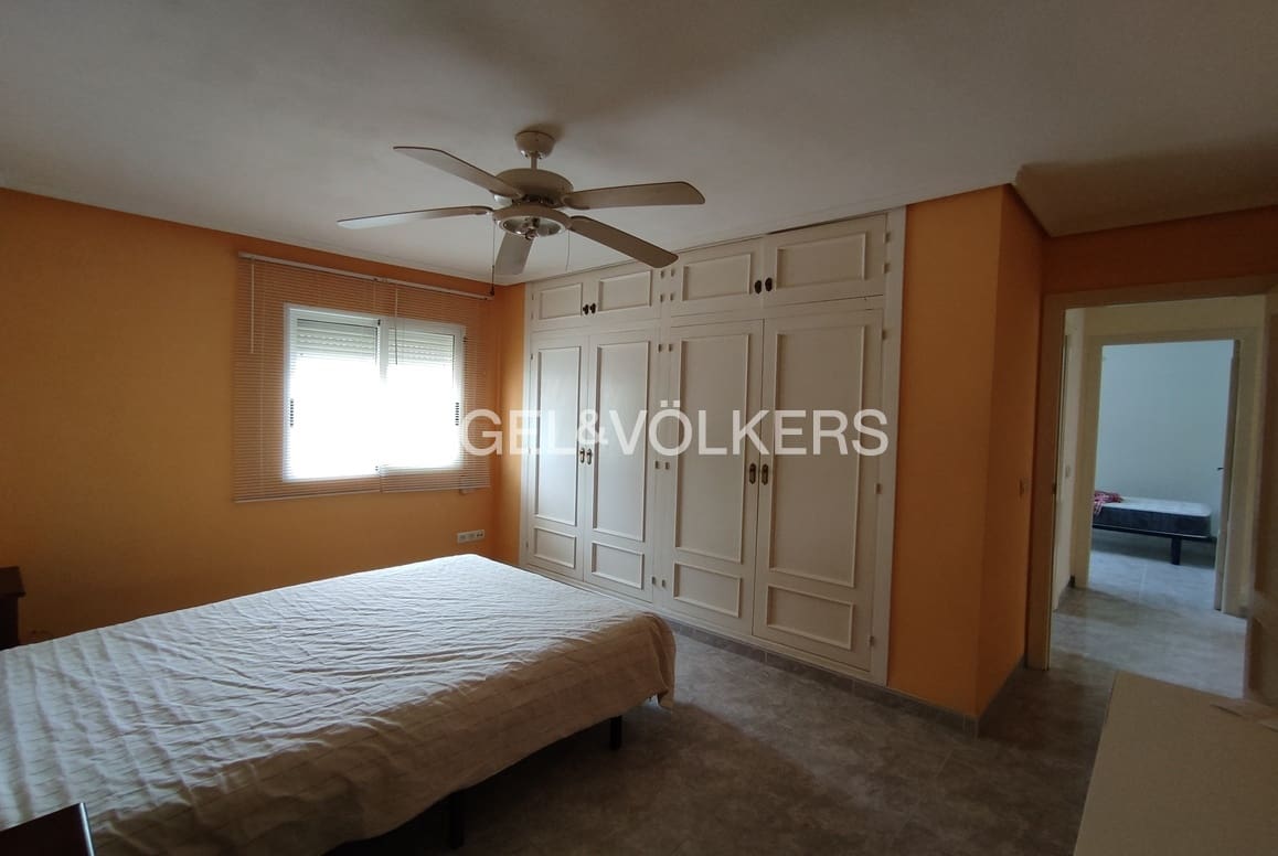 5 soveværelse Byhus til salg i Benidorm med swimmingpool garage - € 480.000 (Ref: 9128893)