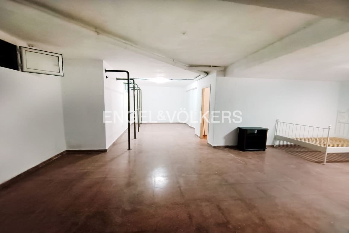 5 soveværelse Byhus til salg i Benidorm med swimmingpool garage - € 480.000 (Ref: 9128893)