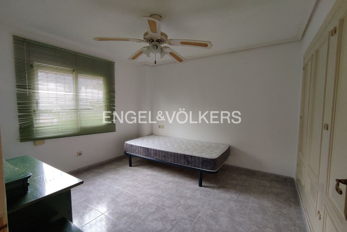 5 soveværelse Byhus til salg i Benidorm med swimmingpool garage - € 480.000 (Ref: 9128893)