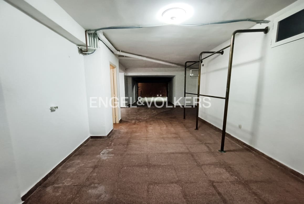 5 soveværelse Byhus til salg i Benidorm med swimmingpool garage - € 480.000 (Ref: 9128893)