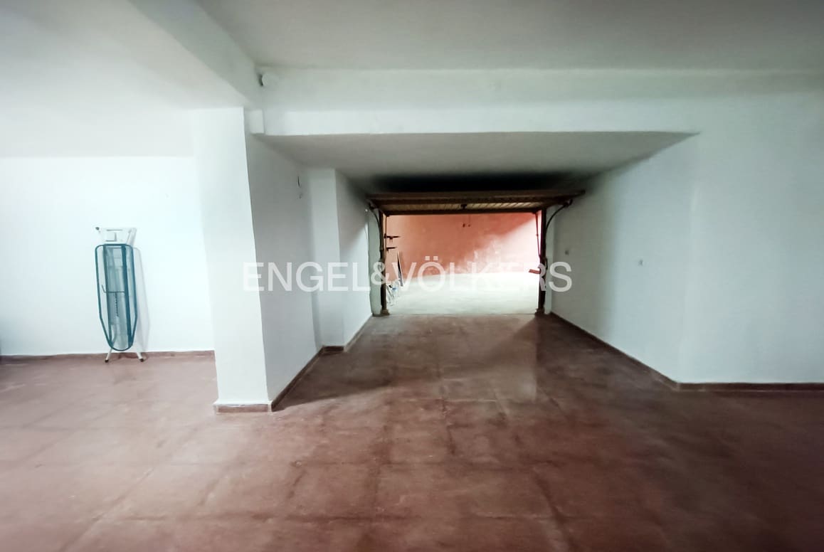 5 soveværelse Byhus til salg i Benidorm med swimmingpool garage - € 480.000 (Ref: 9128893)