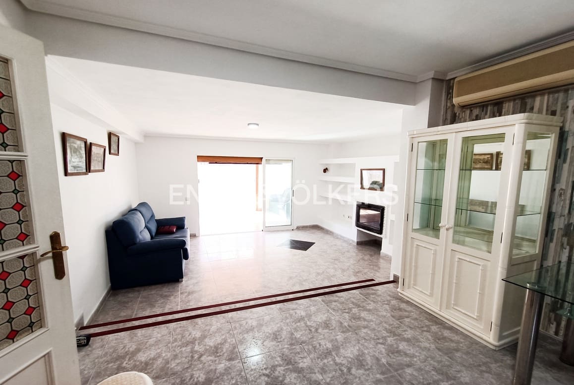 5 soveværelse Byhus til salg i Benidorm med swimmingpool garage - € 480.000 (Ref: 9128893)