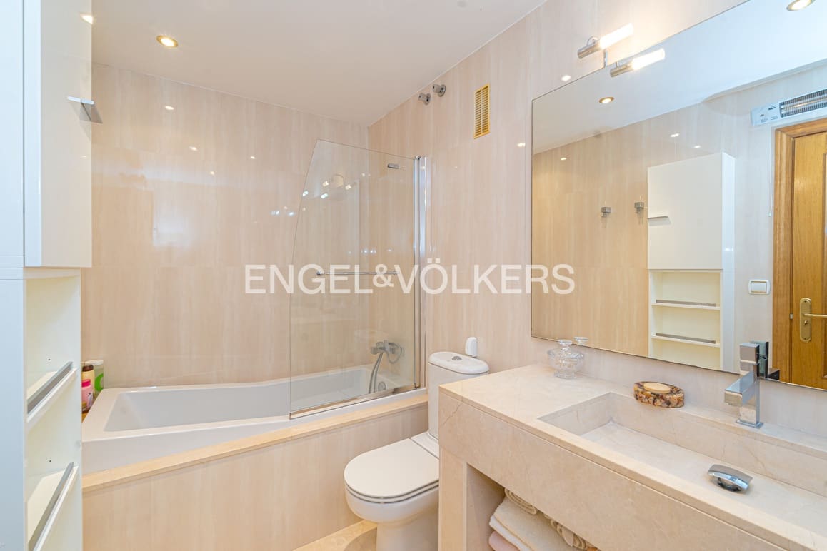 3 soveværelse Penthouse til salg i Benidorm med swimmingpool garage - € 595.000 (Ref: 9153239)