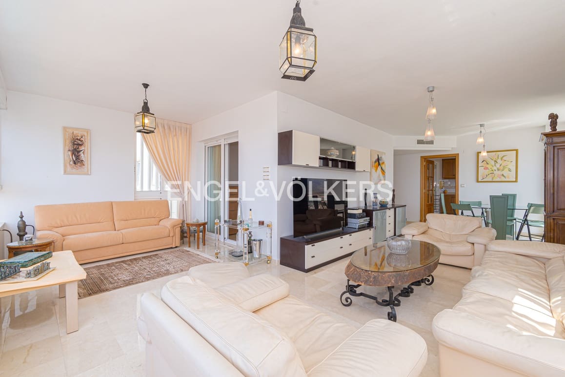 3 soveværelse Penthouse til salg i Benidorm med swimmingpool garage - € 595.000 (Ref: 9153239)