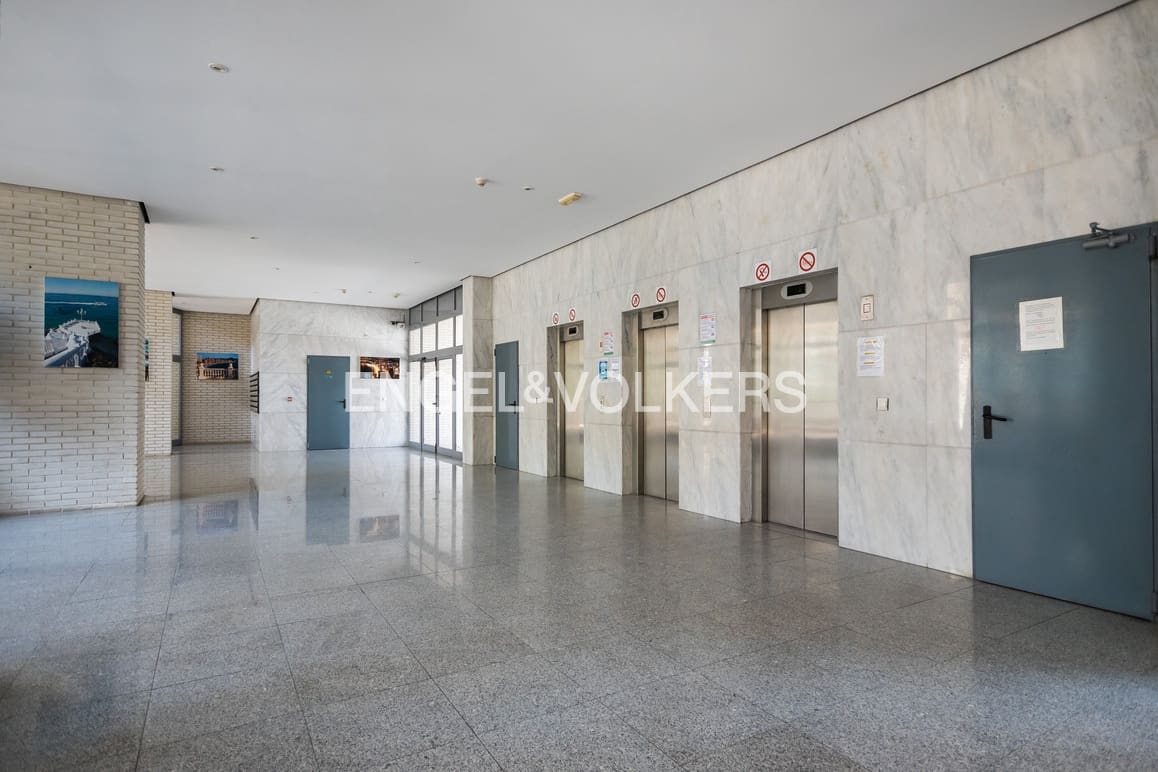 3 soveværelse Penthouse til salg i Benidorm med swimmingpool garage - € 595.000 (Ref: 9153239)