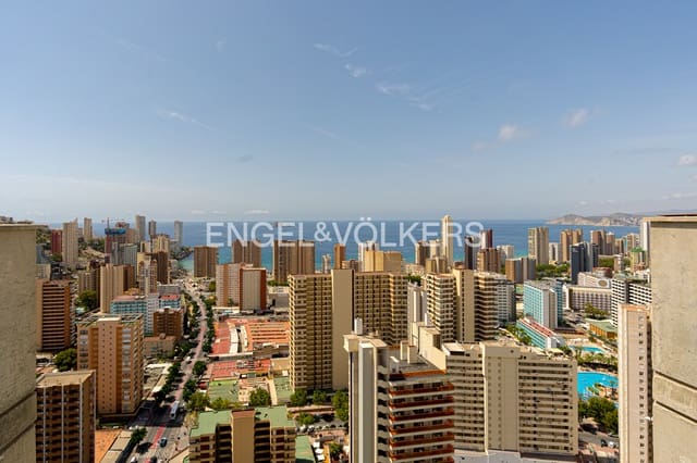 3 soverom Penthouse til salgs i Benidorm med svømmebasseng garasje - € 650 000 (Ref: 9153239)