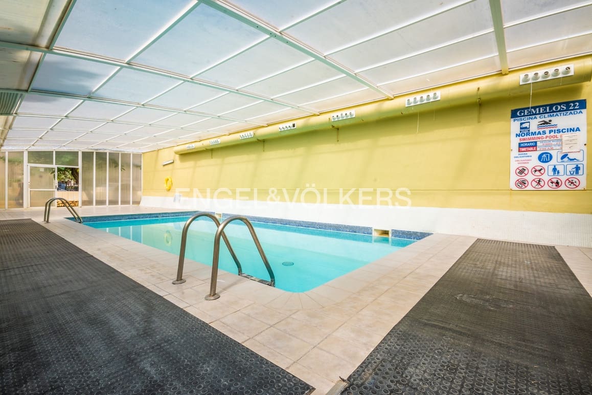 3 soveværelse Penthouse til salg i Benidorm med swimmingpool garage - € 595.000 (Ref: 9153239)