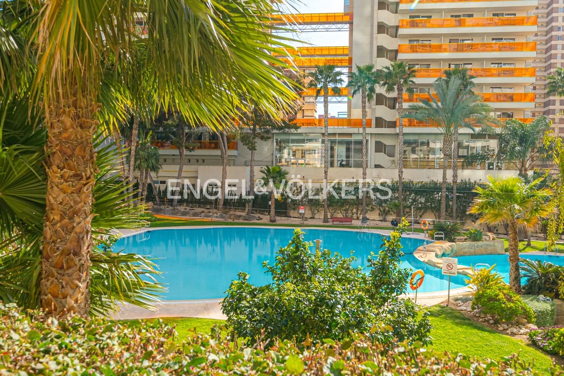 3 soveværelse Penthouse til salg i Benidorm med swimmingpool garage - € 595.000 (Ref: 9153239)