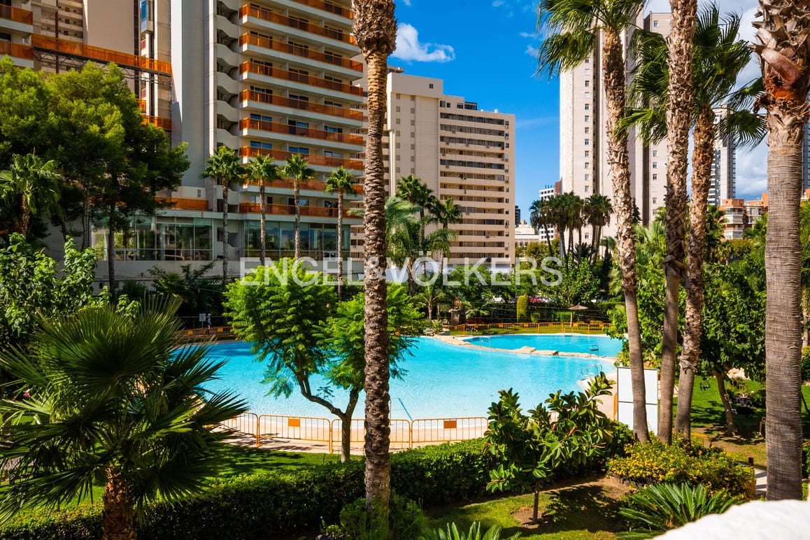 3 soveværelse Penthouse til salg i Benidorm med swimmingpool garage - € 595.000 (Ref: 9153239)