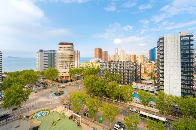 2 soveværelse Lejlighed til leje i Benidorm med swimmingpool garage - € 1.300 (Ref: 9161375)