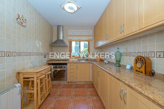 3 soveværelse Finca/Landehus til salg i La Nucia med swimmingpool garage - € 478.000 (Ref: 9170362)