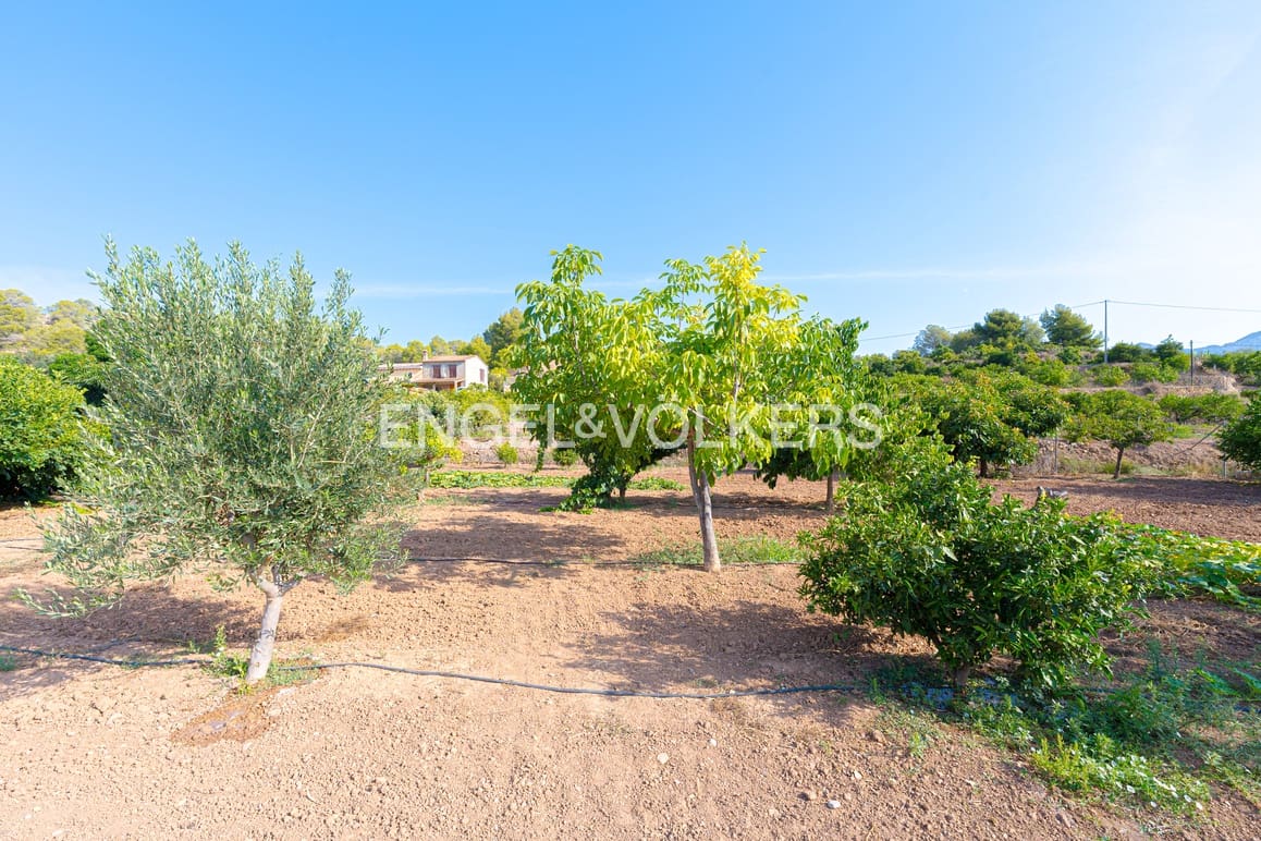 3 soveværelse Finca/Landehus til salg i La Nucia med swimmingpool garage - € 478.000 (Ref: 9170362)