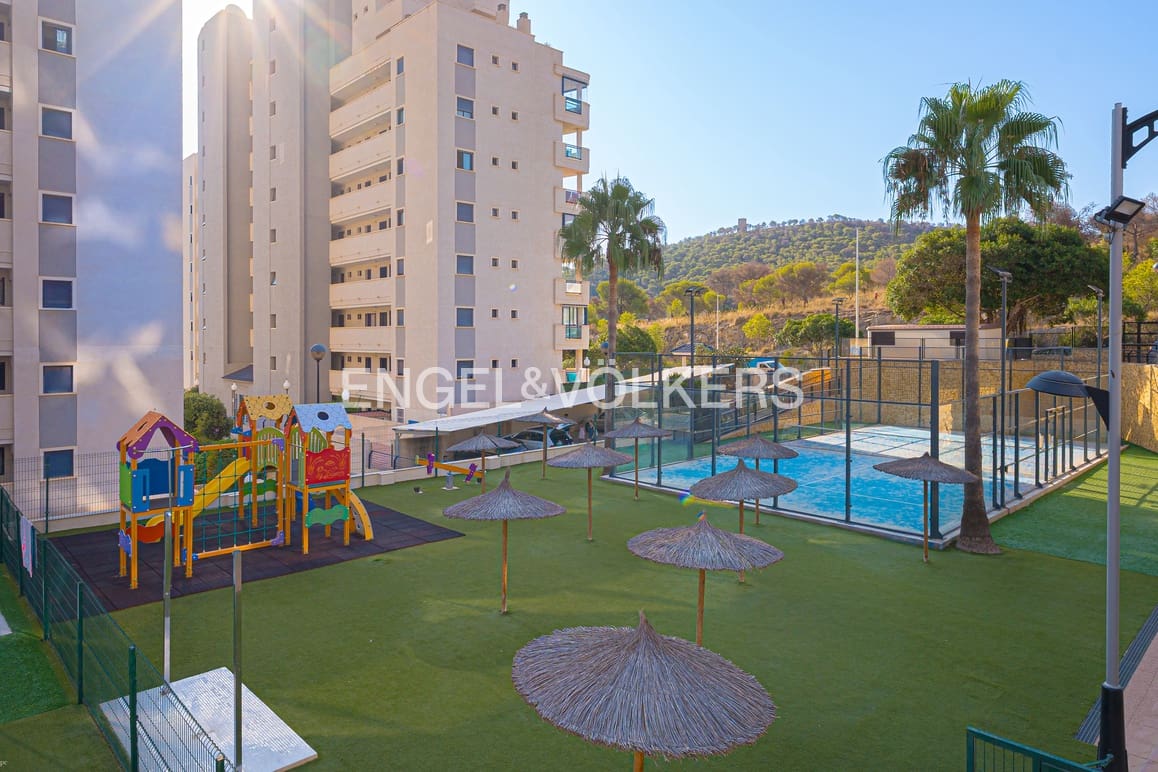 2 quarto Apartamento para venda em La Villajoyosa / Vila Joiosa com piscina garagem - 270 000 € (Ref: 9180209)