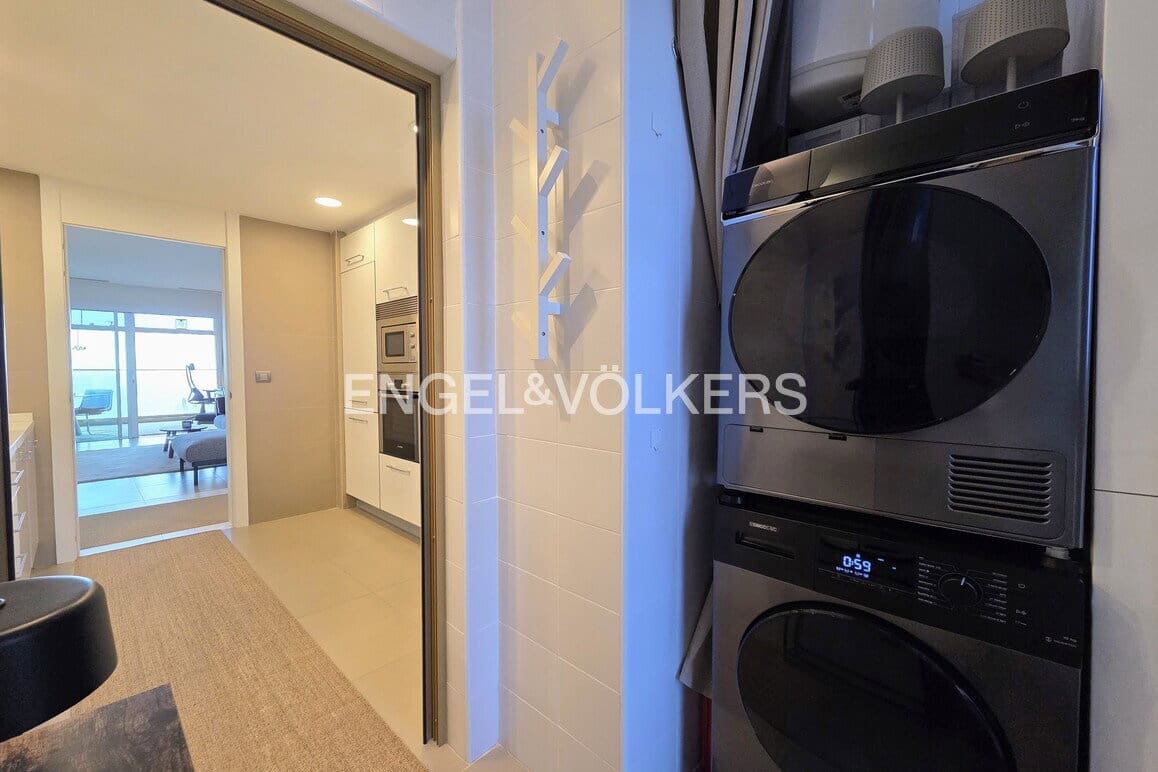 Apartamento de 2 habitaciones en Benidorm en venta con piscina garaje - 579.000 € (Ref: 9187462)