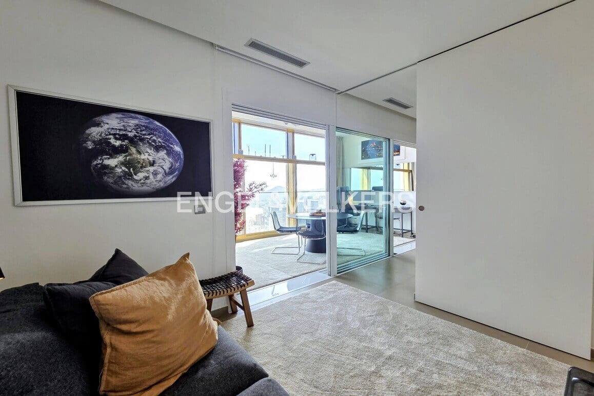 Apartamento de 2 habitaciones en Benidorm en venta con piscina garaje - 579.000 € (Ref: 9187462)