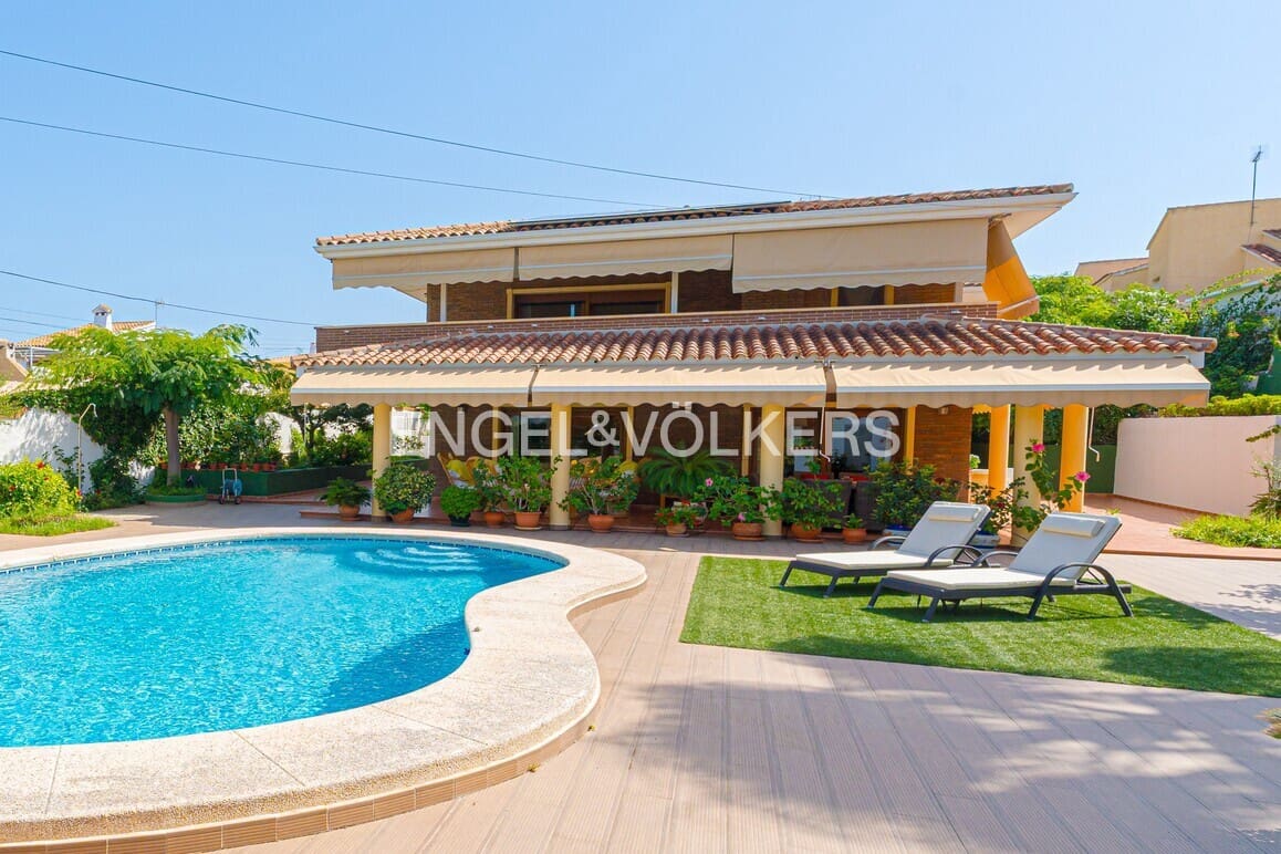 6 soveværelse Villa til salg i Benidorm med swimmingpool garage - € 1.400.000 (Ref: 9189898)