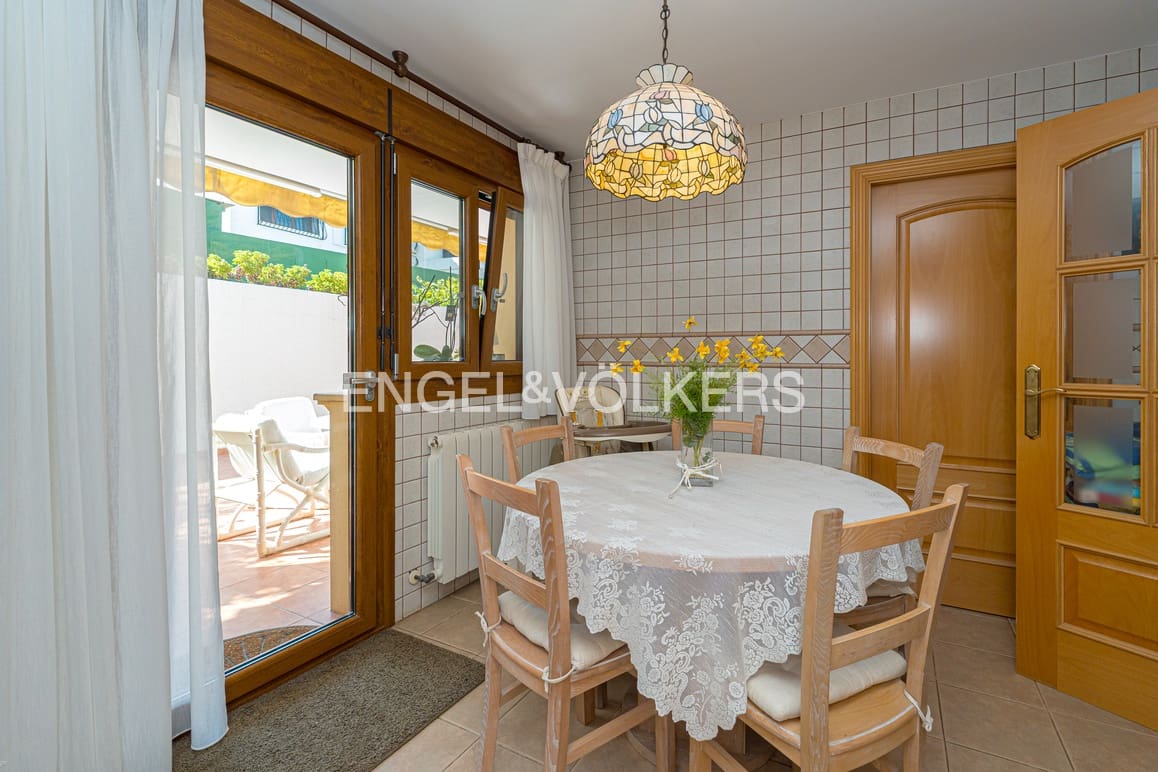 6 soveværelse Villa til salg i Benidorm med swimmingpool garage - € 1.400.000 (Ref: 9189898)