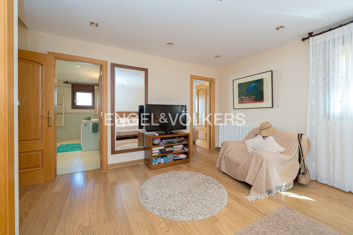 6 soveværelse Villa til salg i Benidorm med swimmingpool garage - € 1.400.000 (Ref: 9189898)