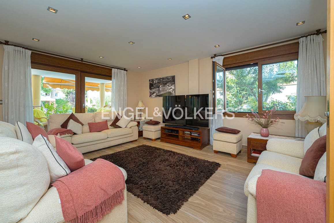 6 soveværelse Villa til salg i Benidorm med swimmingpool garage - € 1.400.000 (Ref: 9189898)