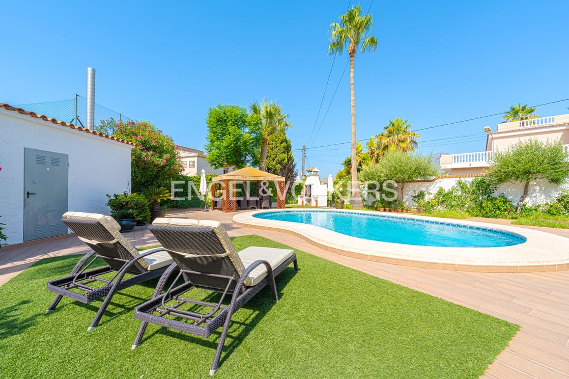 6 soveværelse Villa til salg i Benidorm med swimmingpool garage - € 1.400.000 (Ref: 9189898)