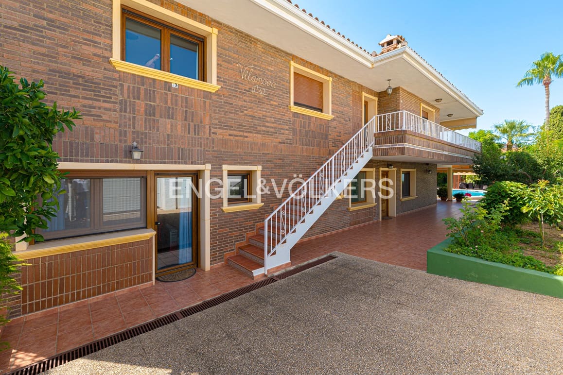 6 soveværelse Villa til salg i Benidorm med swimmingpool garage - € 1.400.000 (Ref: 9189898)