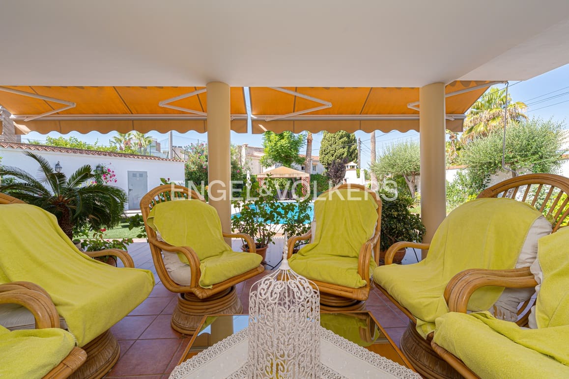 6 soveværelse Villa til salg i Benidorm med swimmingpool garage - € 1.400.000 (Ref: 9189898)