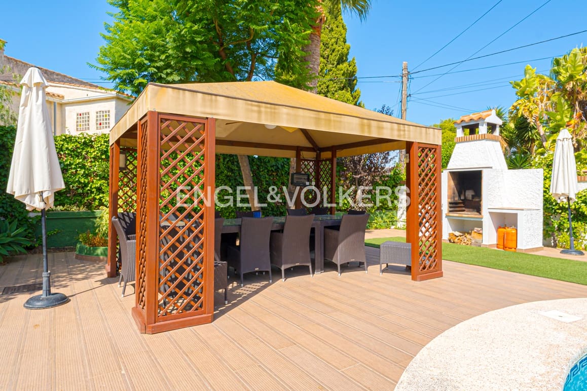 6 soveværelse Villa til salg i Benidorm med swimmingpool garage - € 1.400.000 (Ref: 9189898)