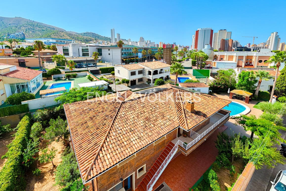 6 camera da letto Villa in vendita in Benidorm con piscina garage - 1.820.000 € (Rif: 9189898)