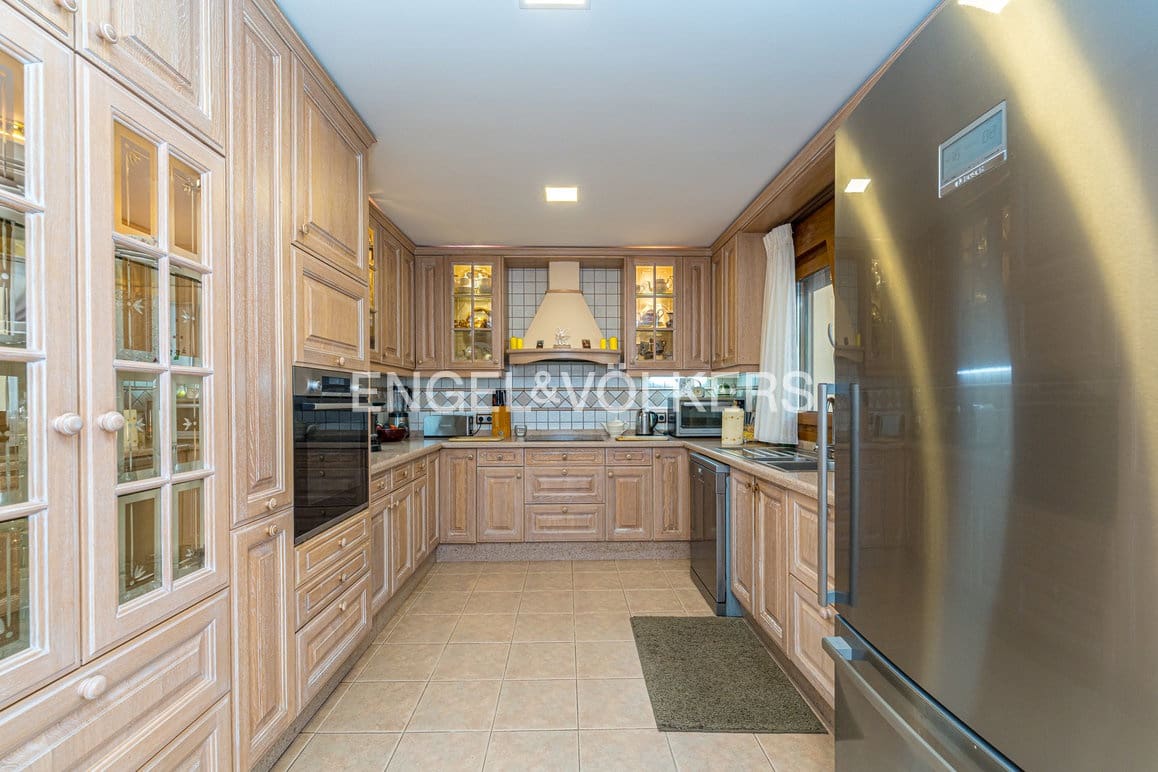 6 camera da letto Villa in vendita in Benidorm con piscina garage - 1.820.000 € (Rif: 9189898)