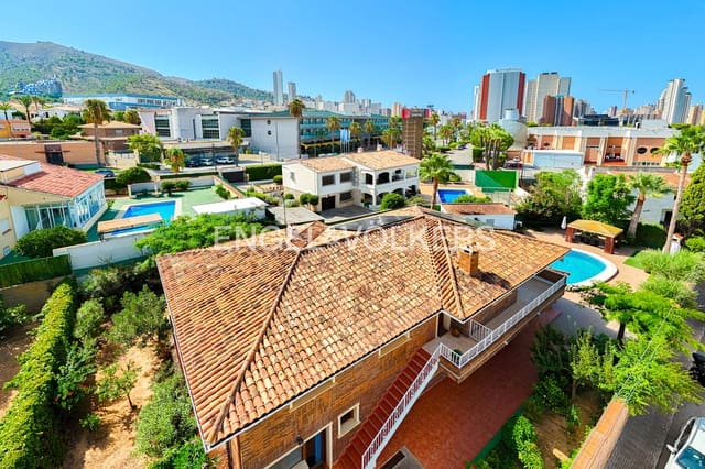 6 chambre Villa/Maison à vendre à Juzgados - Plaza de Toros, Benidorm avec piscine garage - 1 820 000 € (Ref: 9189898)