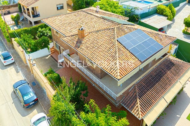 6 chambre Villa/Maison à vendre à Juzgados - Plaza de Toros, Benidorm avec piscine garage - 1 820 000 € (Ref: 9189898)