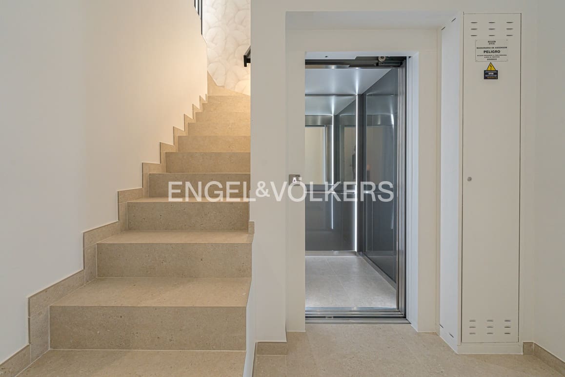 4 Zimmer Villa zu verkaufen in Finestrat mit Pool Garage - 1.580.000 € (Ref: 9227755)