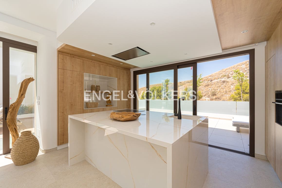 4 Zimmer Villa zu verkaufen in Finestrat mit Pool Garage - 1.580.000 € (Ref: 9227755)