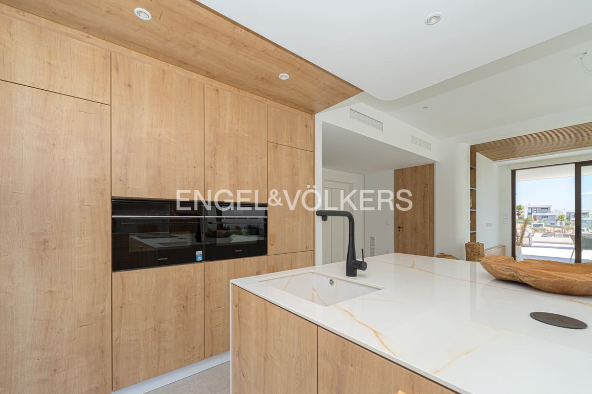 4 Zimmer Villa zu verkaufen in Finestrat mit Pool Garage - 1.580.000 € (Ref: 9227755)