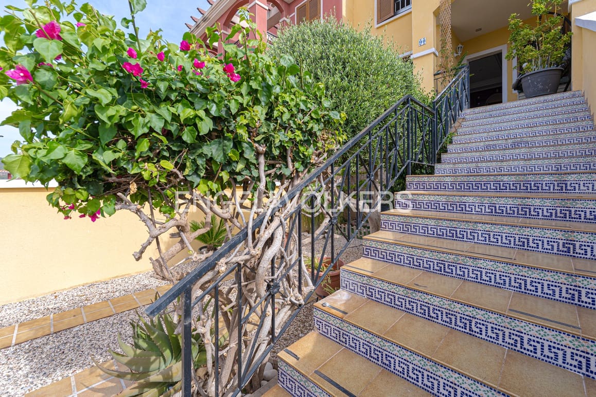 3 soveværelse Rækkehus til salg i Finestrat med swimmingpool garage - € 320.000 (Ref: 9233868)