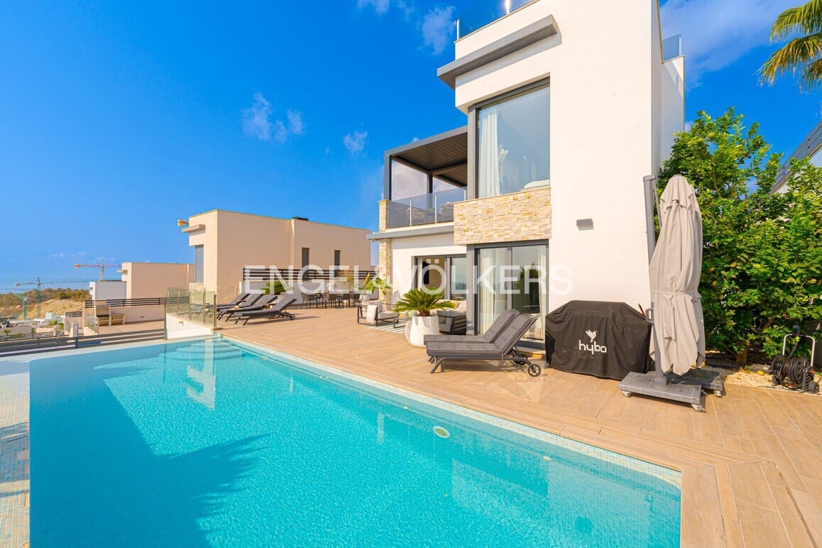 5 soveværelse Villa til salg i Finestrat med swimmingpool garage - € 1.350.000 (Ref: 9248997)