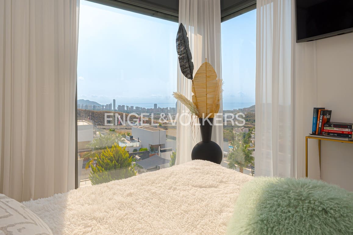 5 soveværelse Villa til salg i Finestrat med swimmingpool garage - € 1.350.000 (Ref: 9248997)