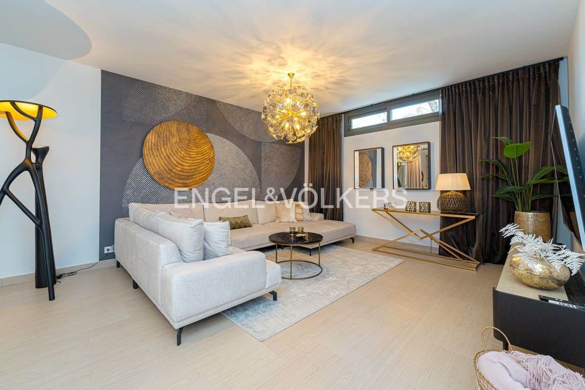 5 soveværelse Villa til salg i Finestrat med swimmingpool garage - € 1.350.000 (Ref: 9248997)