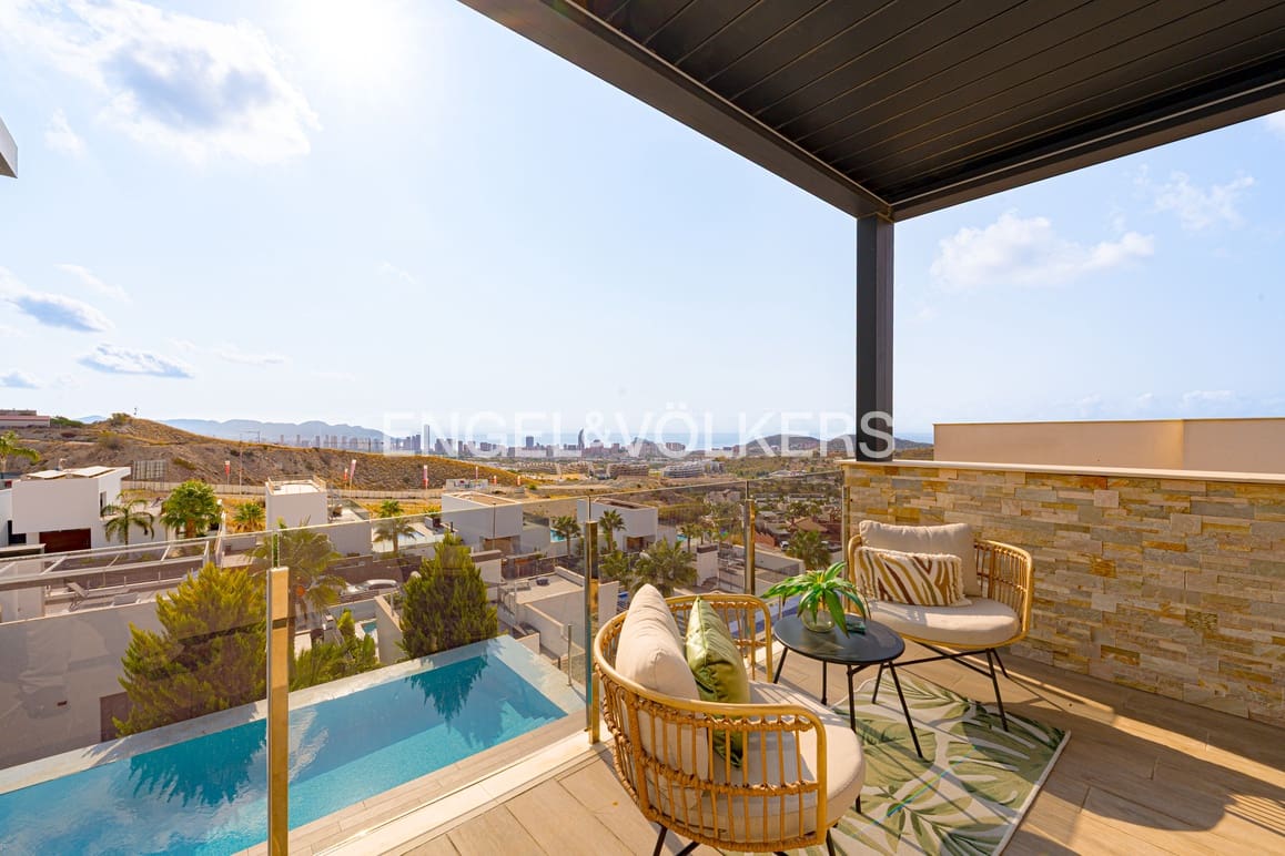 5 soveværelse Villa til salg i Finestrat med swimmingpool garage - € 1.350.000 (Ref: 9248997)