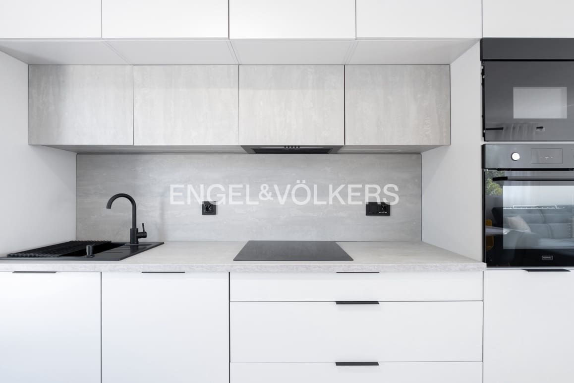 Chalet de 8 habitaciones en Finestrat en venta con piscina garaje - 990.000 € (Ref: 9253954)