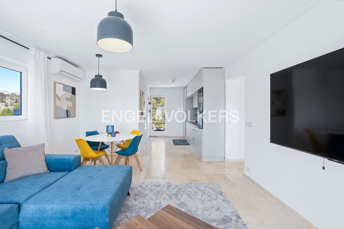 Chalet de 8 habitaciones en Finestrat en venta con piscina garaje - 990.000 € (Ref: 9253954)