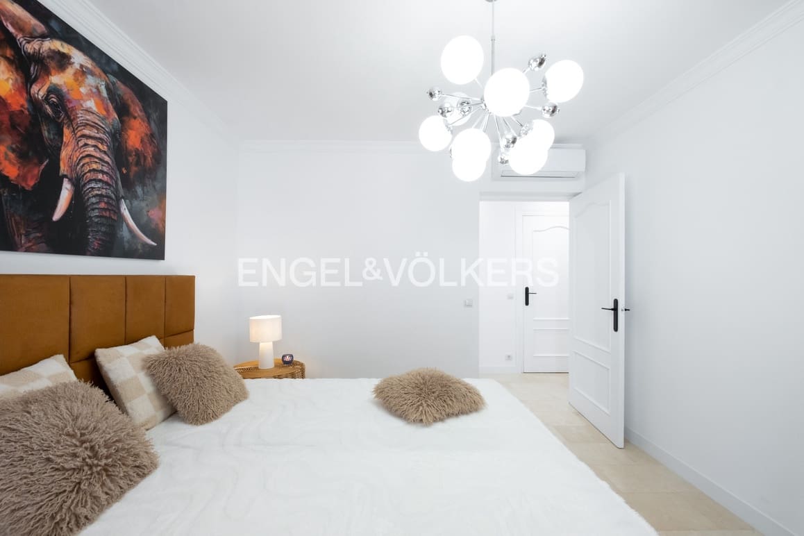 Chalet de 8 habitaciones en Finestrat en venta con piscina garaje - 990.000 € (Ref: 9253954)