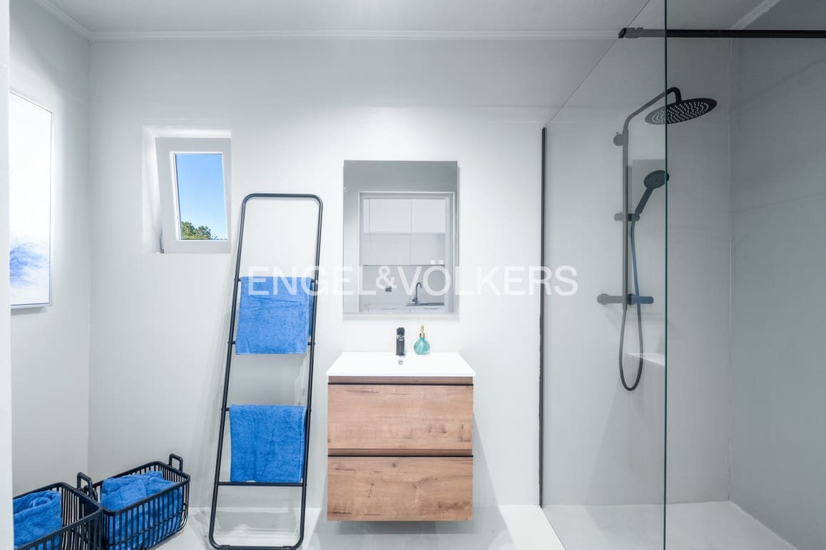 Chalet de 8 habitaciones en Finestrat en venta con piscina garaje - 990.000 € (Ref: 9253954)