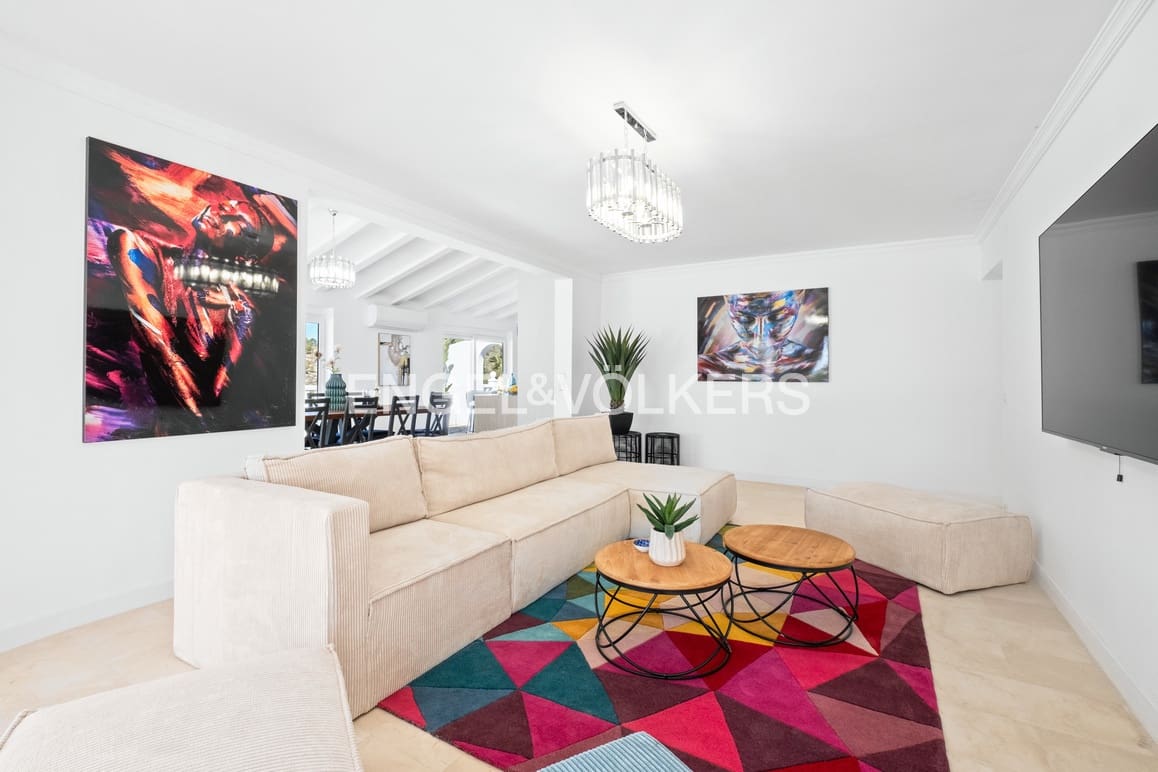 Chalet de 8 habitaciones en Finestrat en venta con piscina garaje - 990.000 € (Ref: 9253954)