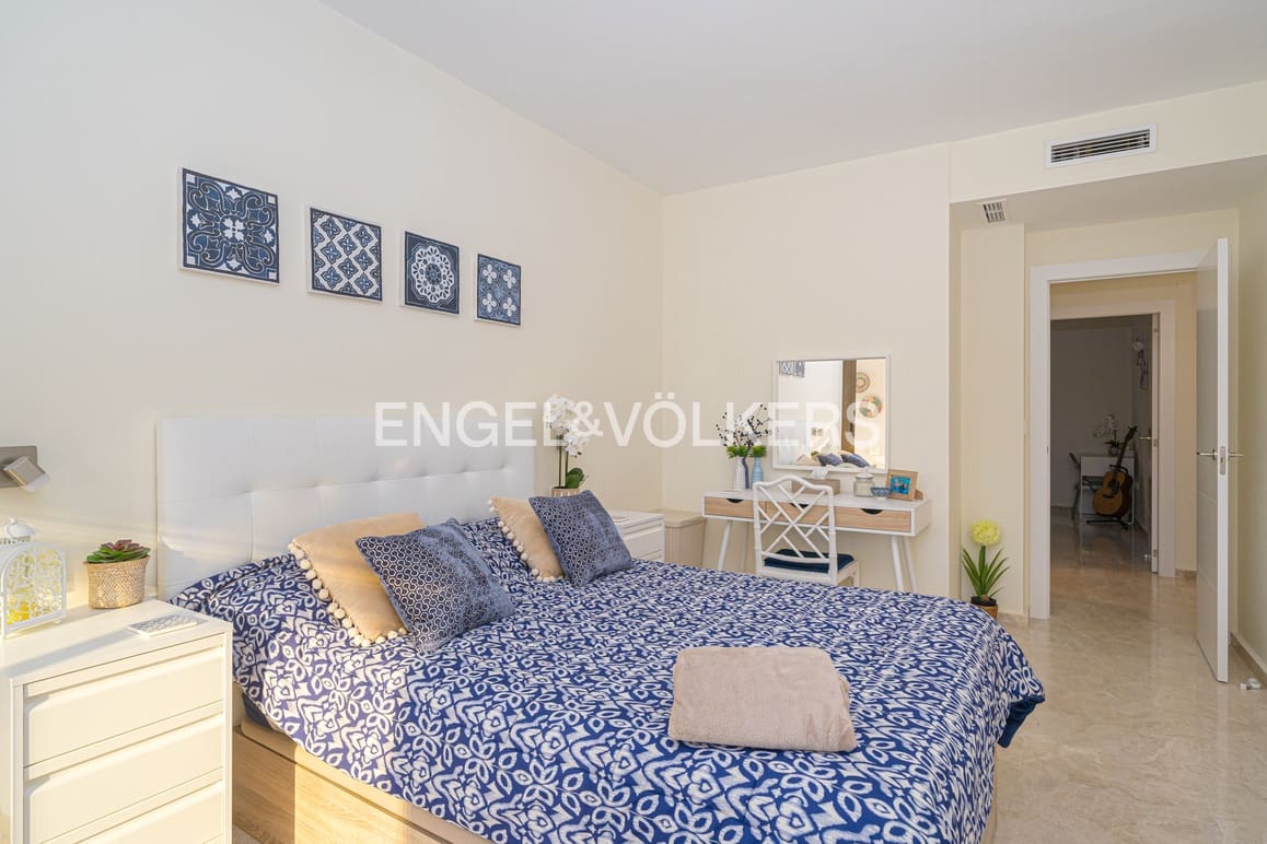 4 soveværelse Lejlighed til salg i Benidorm med swimmingpool garage - € 580.000 (Ref: 9253955)