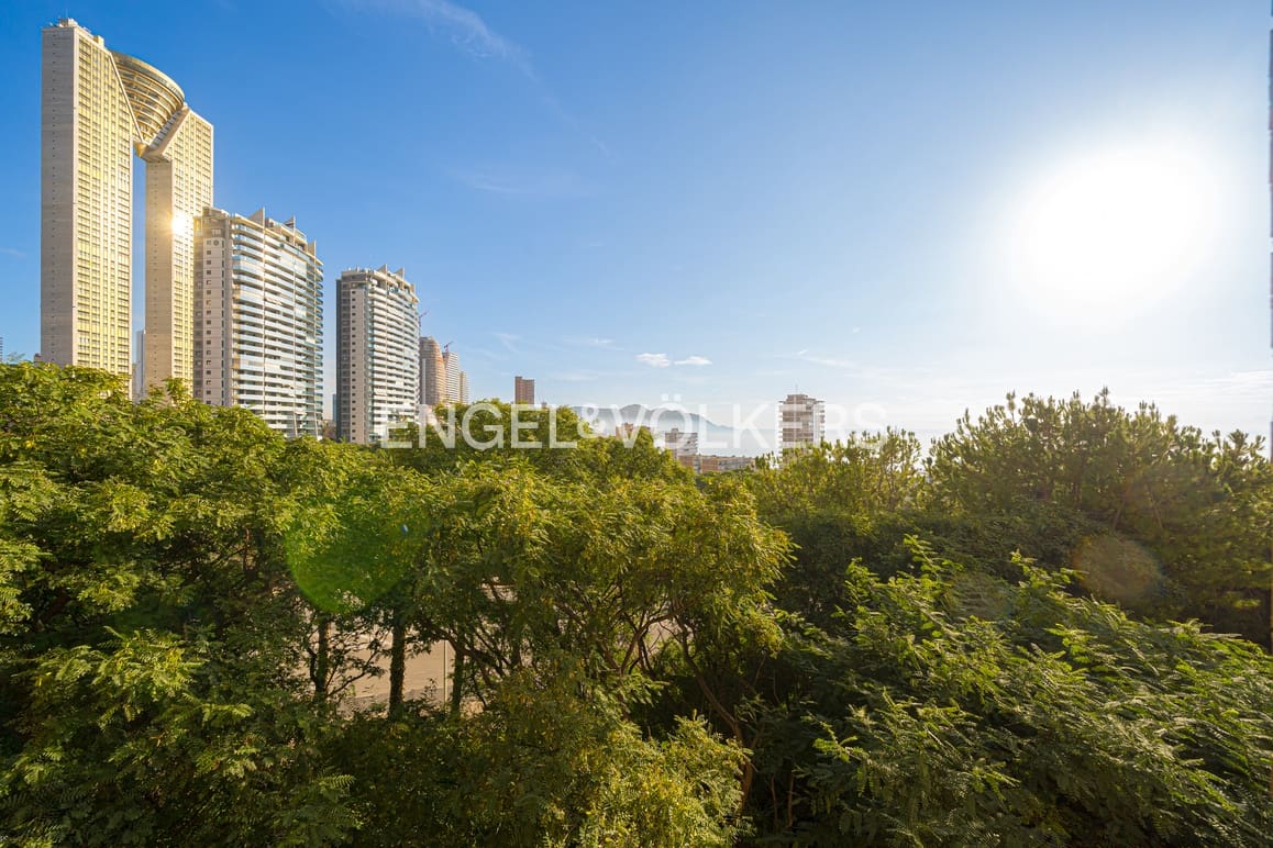 4 soveværelse Lejlighed til salg i Benidorm med swimmingpool garage - € 580.000 (Ref: 9253955)