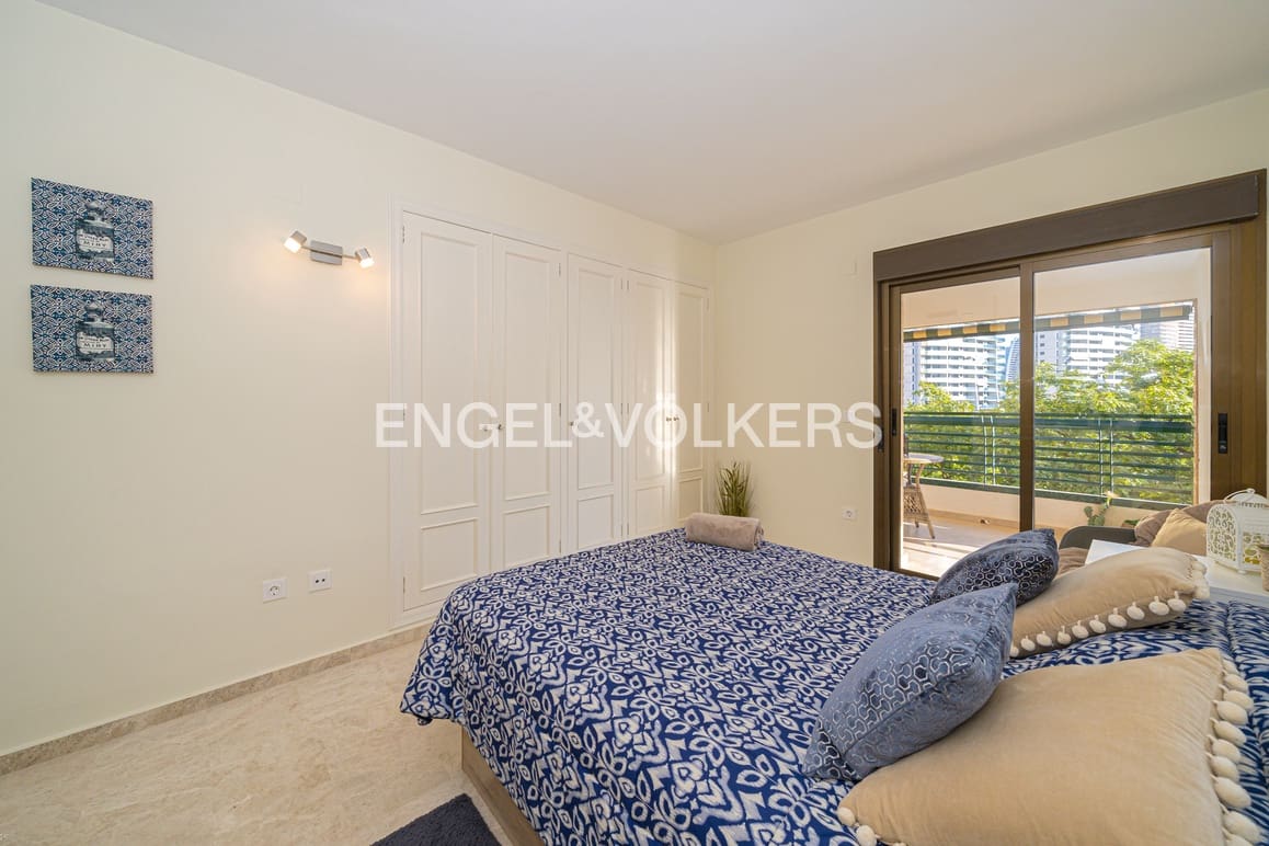 4 soveværelse Lejlighed til salg i Benidorm med swimmingpool garage - € 580.000 (Ref: 9253955)