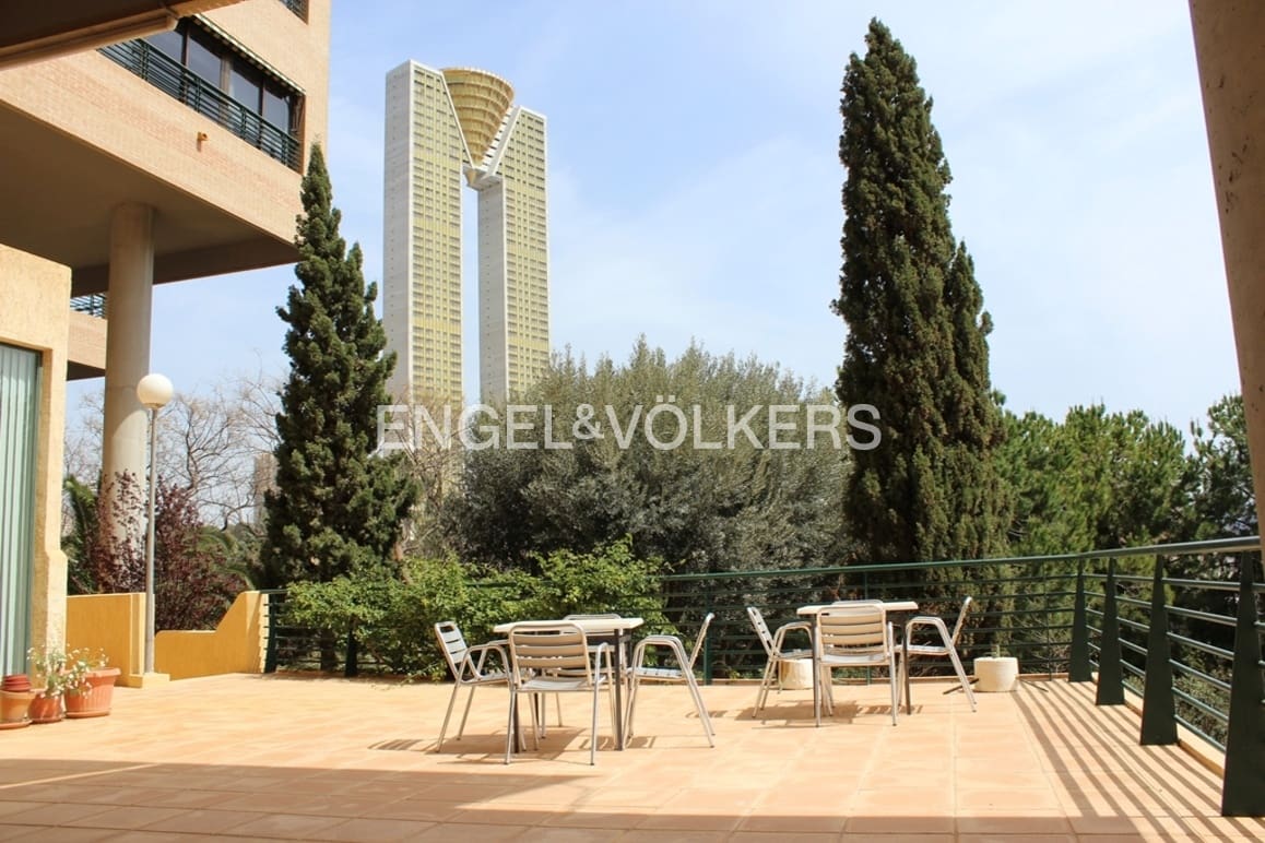 4 soveværelse Lejlighed til salg i Benidorm med swimmingpool garage - € 580.000 (Ref: 9253955)