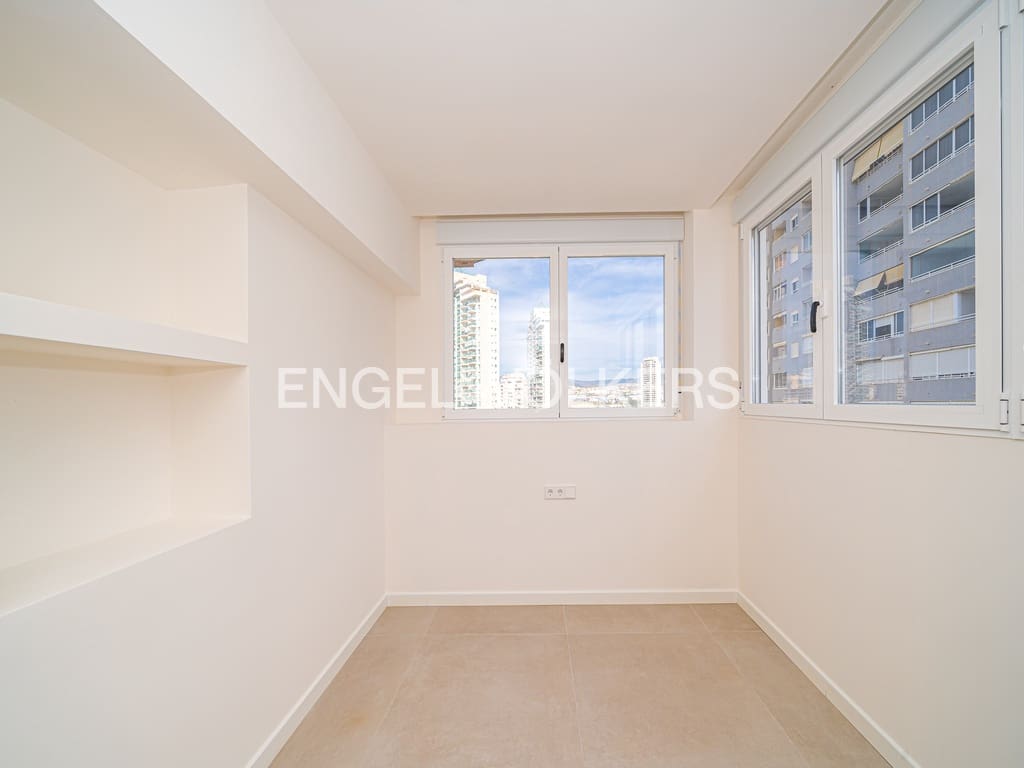 3 makuuhuone Huoneisto vuokrattavana paikassa Cala de Finestrat mukana uima-altaan 
autotalli - 1 800 € (Ref: 9255864)